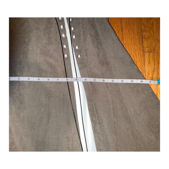 BROWN SAGE FAUX SUEDE SKIRT - Picture 9 of 10